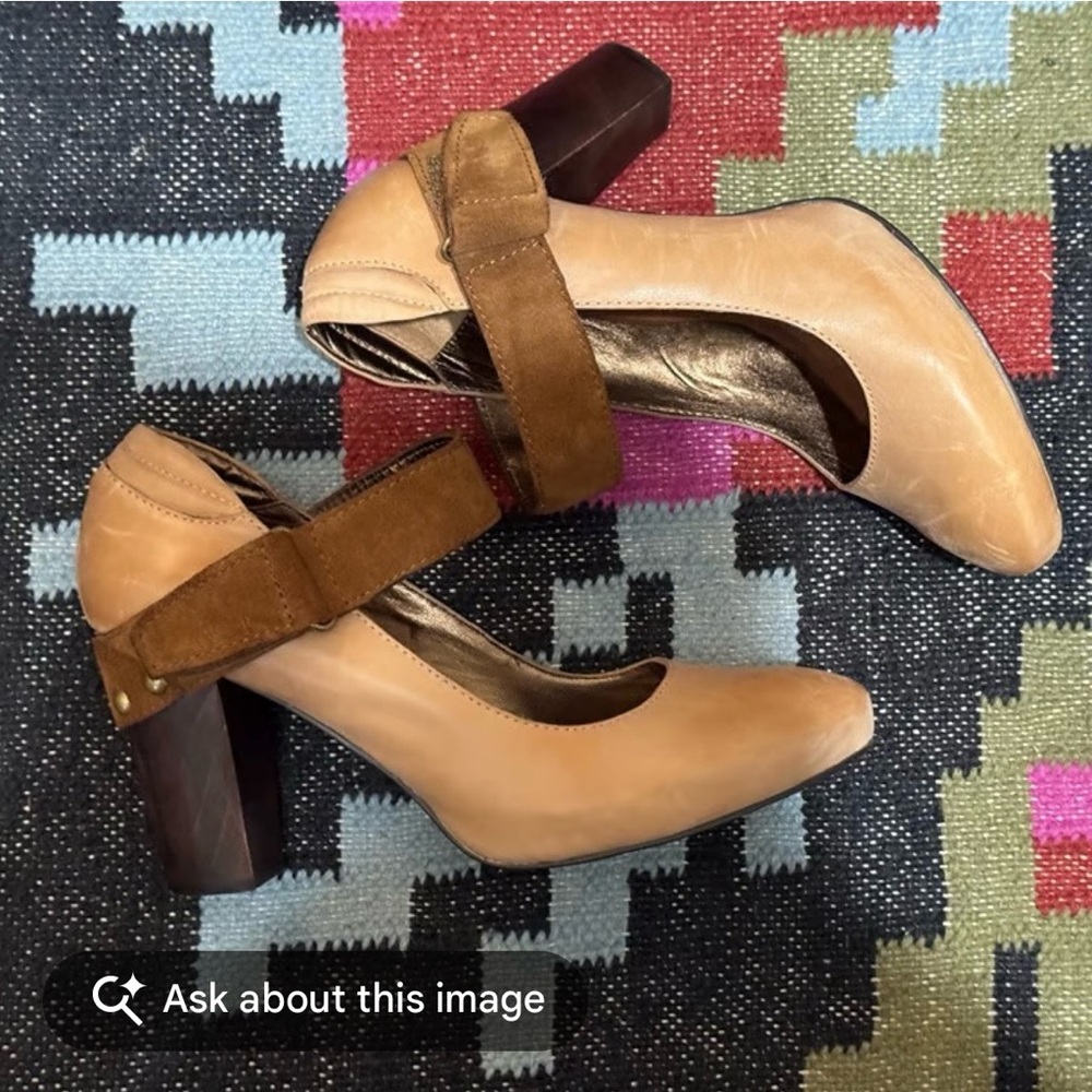 NWOB Apepazza Bergamo Single Strap Leather Mary Jane Pump Heel, Size 7.5